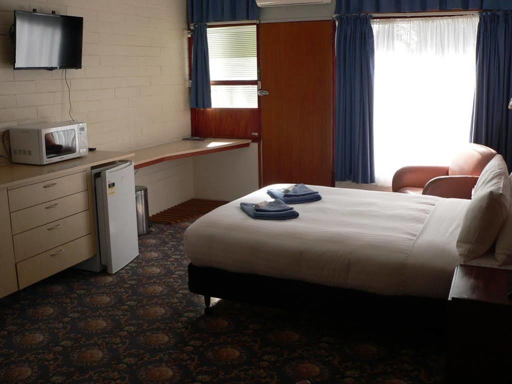 Ship Inn Motel Yarram ภายนอก รูปภาพ