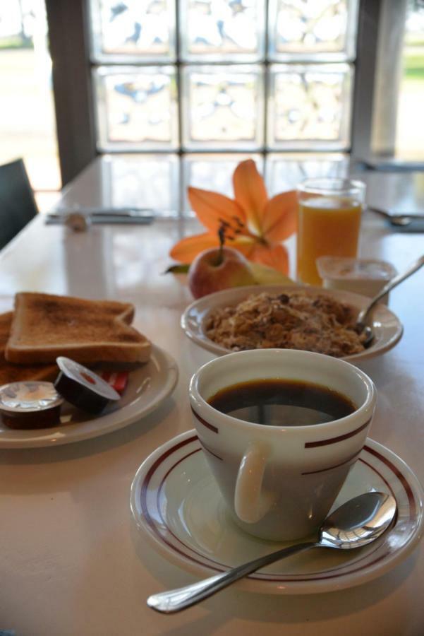 Ship Inn Motel Yarram ภายนอก รูปภาพ